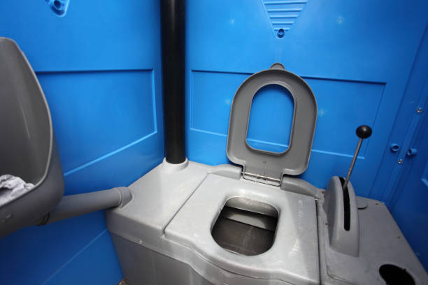 Best Portable toilet rental cost  in Chetek, WI